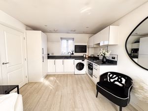 Kitchen - click for photo gallery